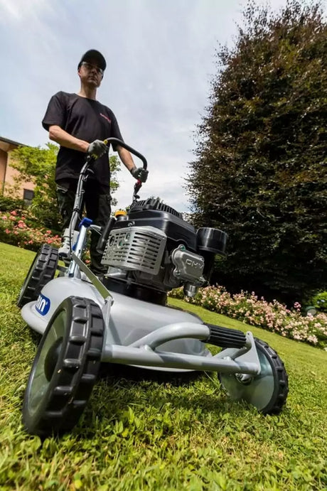 GRIN PM53A KW Kawasaki Engine Mulching Lawnmower