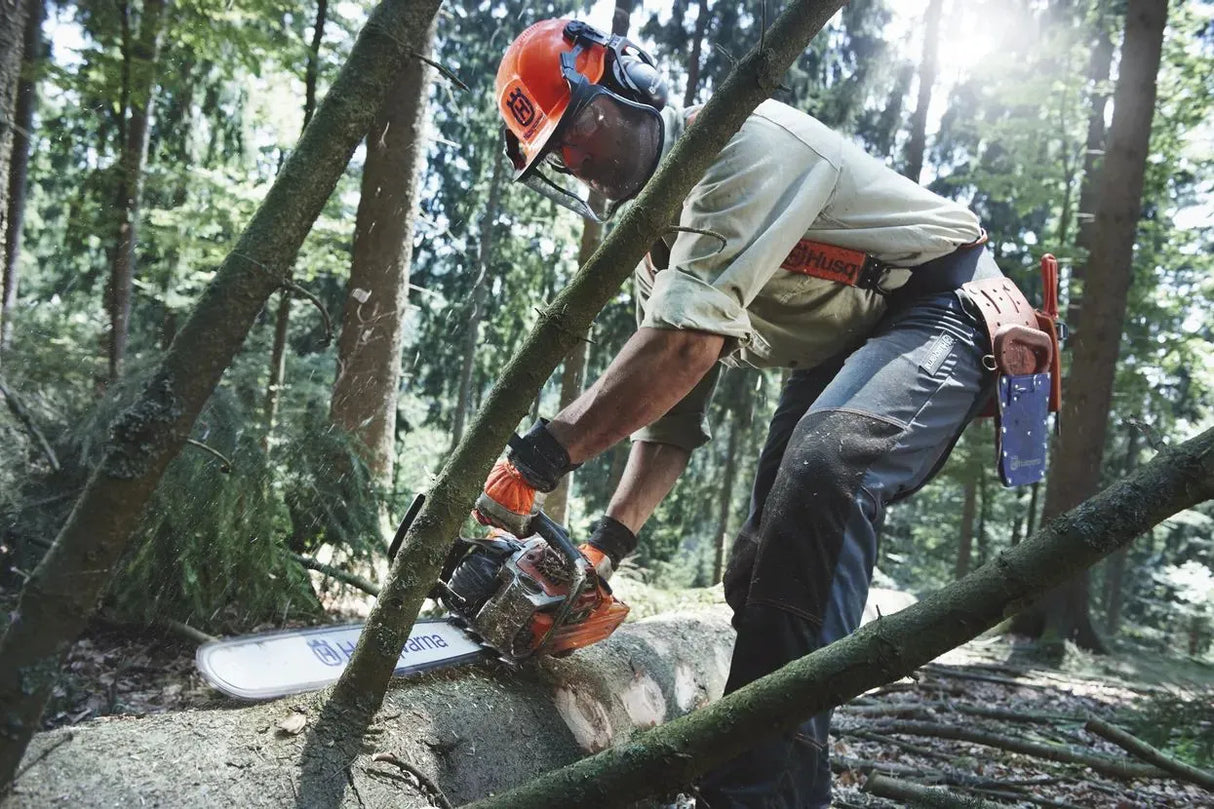 Husqvarna 562 XP 18" Chainsaw
