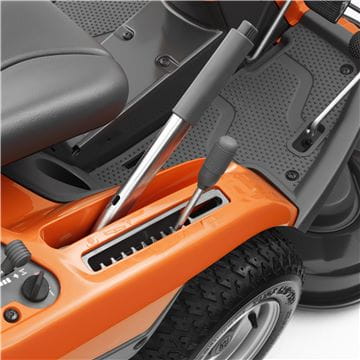 Husqvarna R 316TX Rider Lawnmower