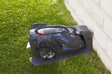 Husqvarna Automower 320 Nera Inlcudes EPOS Plugin Kit (Cloud Satellite)