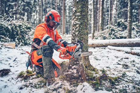 Husqvarna 560 XP Mark II Chainsaw 15" Bar