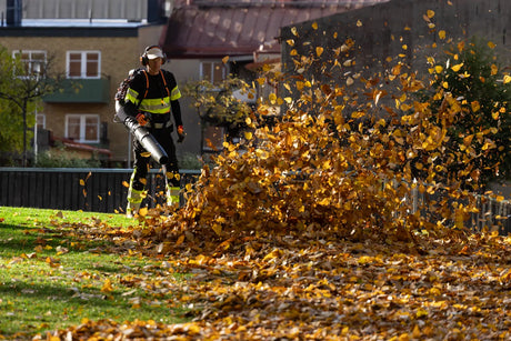 Husqvarna 590BTS Professional Petrol Backpack Leaf Blower