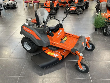Husqvarna Z242F Zero Turn Lawnmower