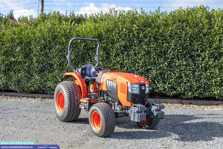 Kubota L1-452 ROPS