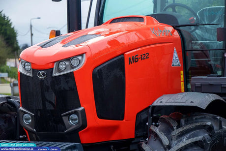 Kubota M6-122