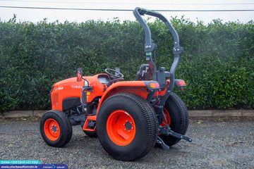 Kubota L1-382 ROPS