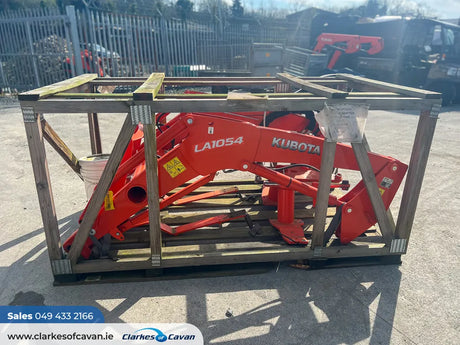 Kubota LA1054 Front Loader