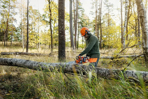 Husqvarna 340i Battery Chainsaw
