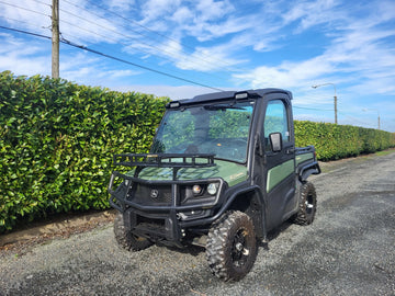 John Deere XUV 865M Gator
