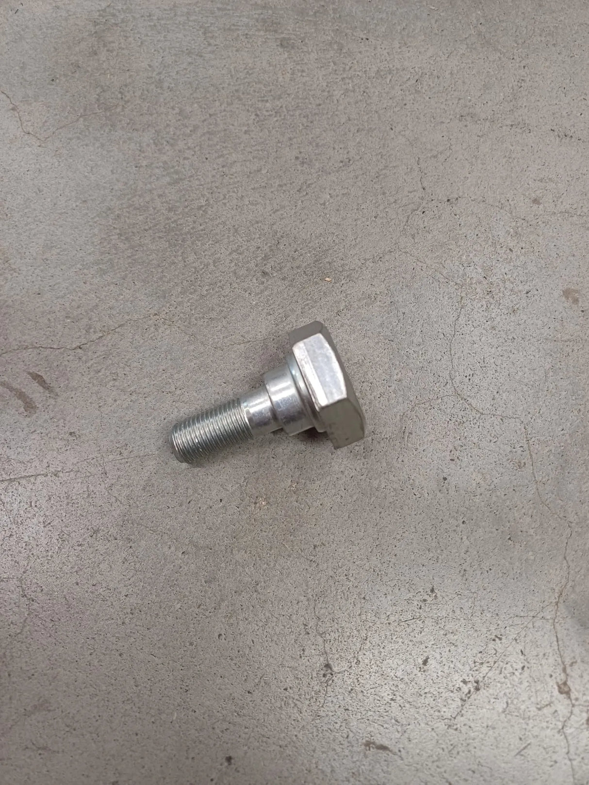 Kubota Blade Bolt  12X1.25 LHS Deck For RC48-G231, RCK48-G23, RCK54-G26	, RCK54-G261