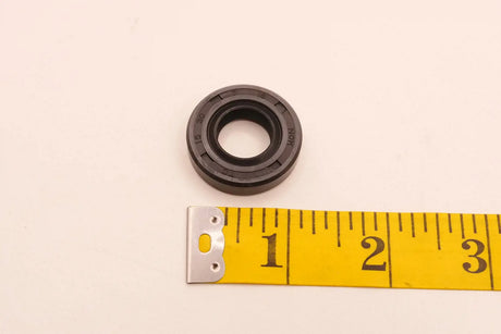 Kubota 09500‑15307 Transmission Input Shaft Oil Seal - OEM Replacement