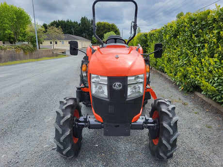 Kubota L1-452