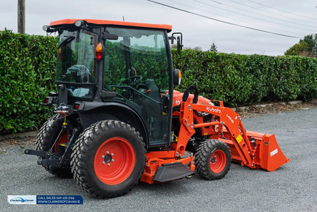 Kubota LX-351 Cab and Loader