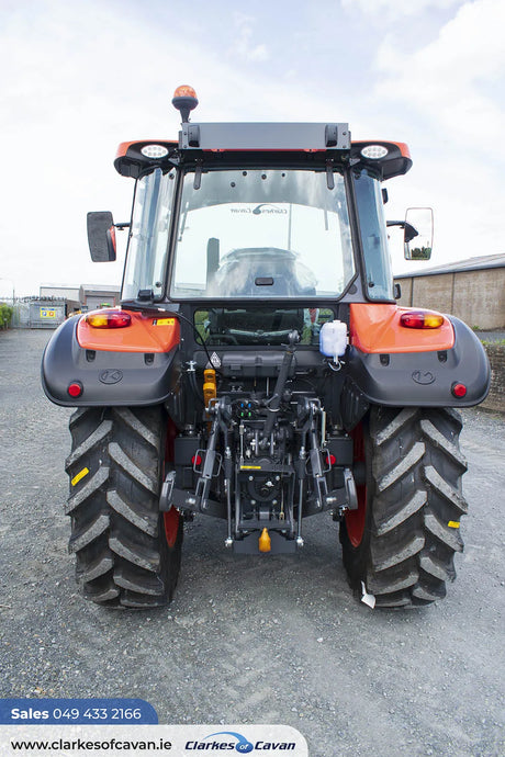 Kubota M4063
