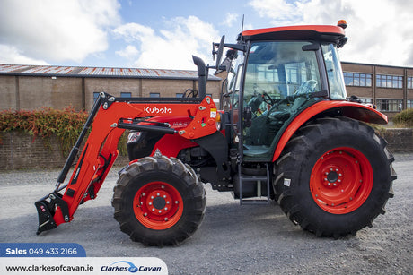 Kubota M4073 Loader