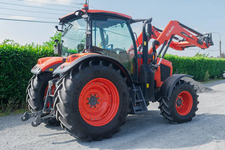 Kubota M6-132 with LK2400H Front Loader
