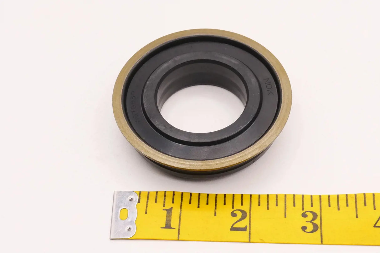Kubota Oil Seal 37300-11160 - Front Knuckle & Wheel Shaft Seal for L & M Series