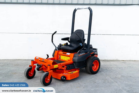 Kubota Z1-421 Zero Turn Lawnmower