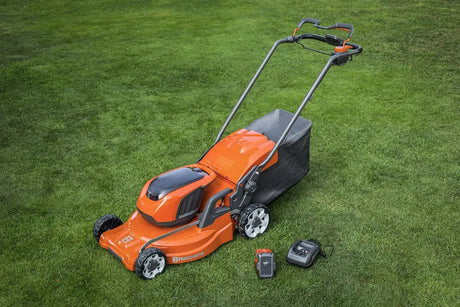 Husqvarna LC 347iVX Self Propelled Lawnmower