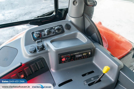 Kubota M6-101U