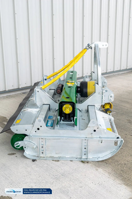 Major Cyclone MJ31-250 Rear Mounted Topper