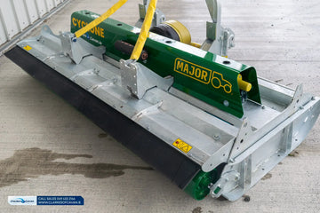 Major Cyclone MJ31-250 Rear Mounted Topper