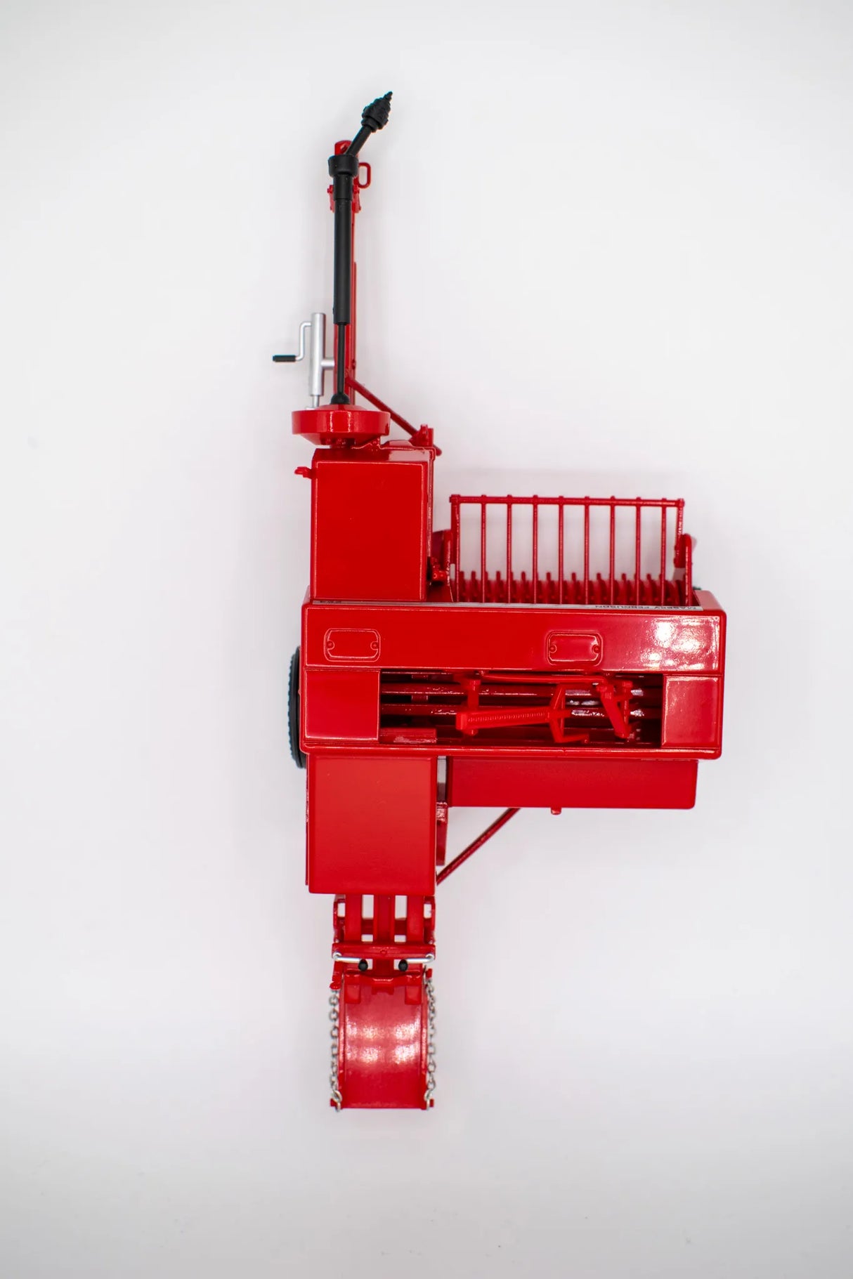 Massey Ferguson MF224 Square Baler Model 1:32 Scale Die-Cast by Universal Hobbies