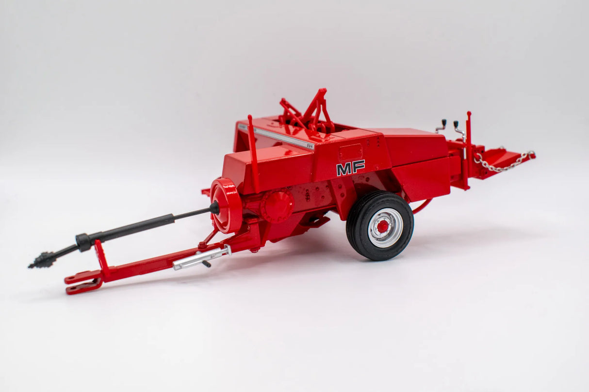 Massey Ferguson MF224 Square Baler Model 1:32 Scale Die-Cast by Universal Hobbies