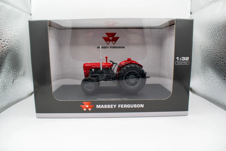 Universal Hobbies Massey Ferguson Red 35X 1:32 Model