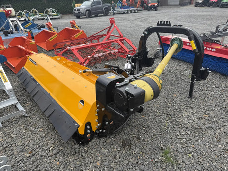 McConnel Magnum Elite Offset 225 Flail Mower