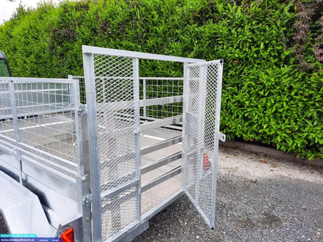M-Tec 8ft x 5ft Twin Axle Trailer