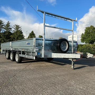 M-Tec Flatbed Builders Trailer