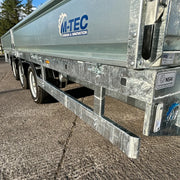 M-Tec Flatbed Builders Trailer