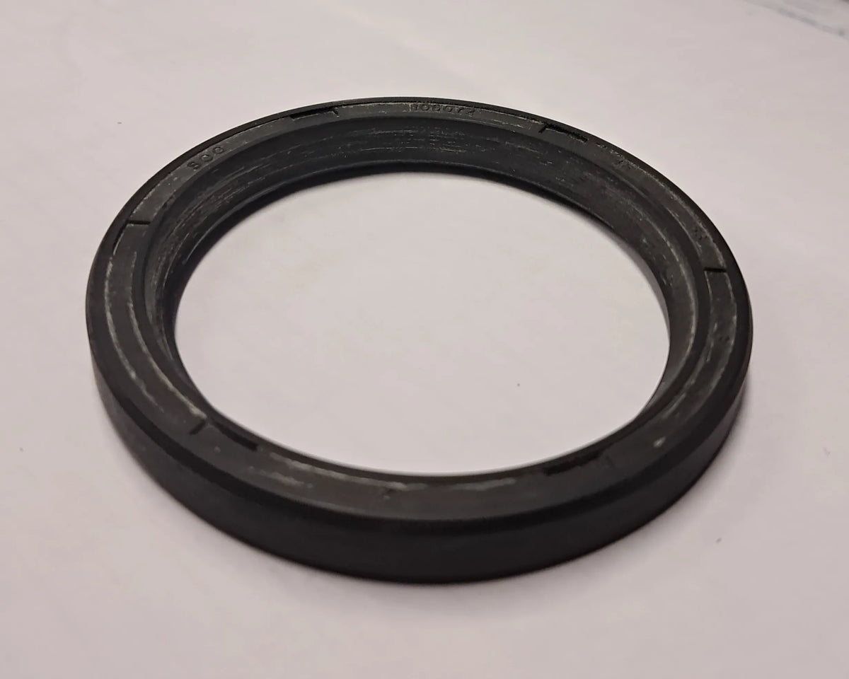 Oil Seal 45x56x6 Nitrile Rubber | Double Lip Rotary Shaft Seal for Fluid and Dust Protection