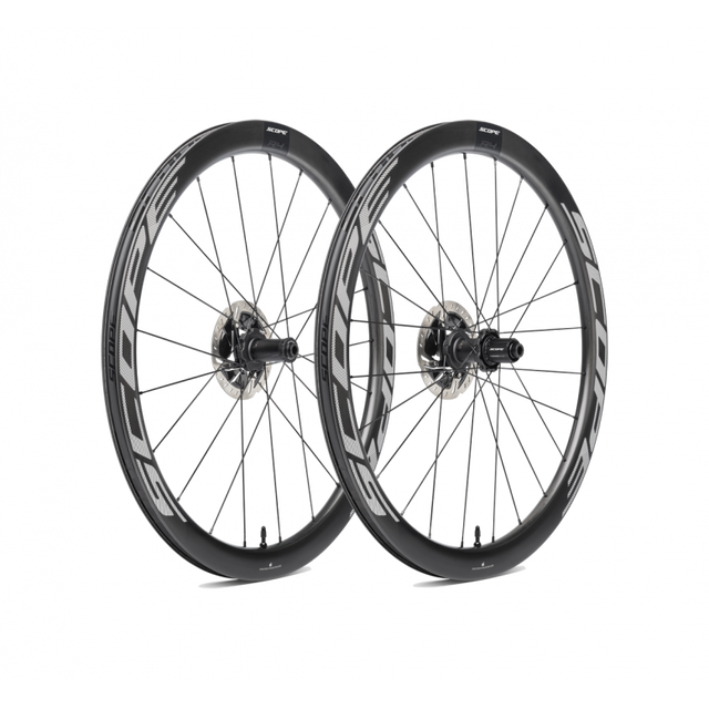 R4 Disc Carbon Road Wheelset - 45mm Aero, Diamond Ratchet Hub, Tubeless, 1585g