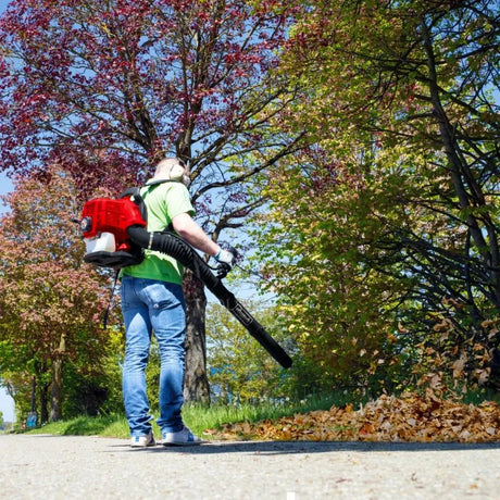 Scheppach 51.7cc Backpack Petrol Leaf Blower | 295km/h Air Speed, Anti-Vibration LB5200BP