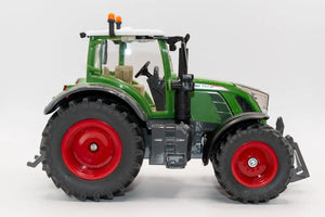 SIKU Fendt 724 Vario - Authentic 1:32 Scale Model Tractor