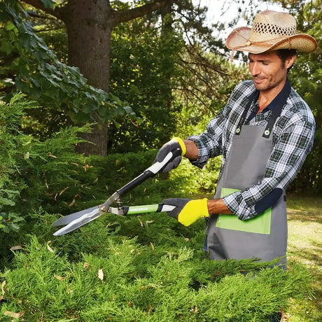 Verdemax forged hedge shears with wavy blades