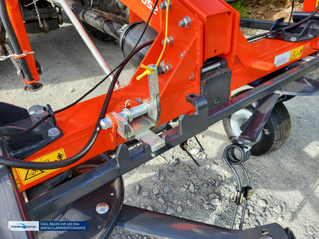 Kubota TE4052 Tedder