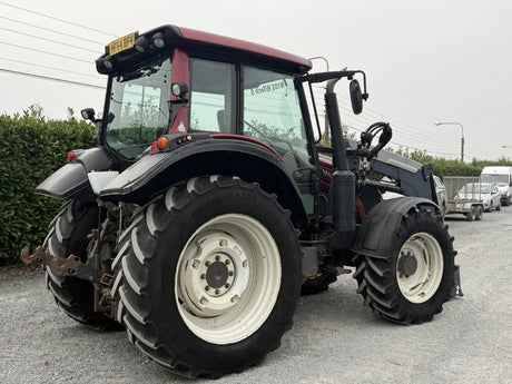 Valtra N103 HiTech 5 with Loader