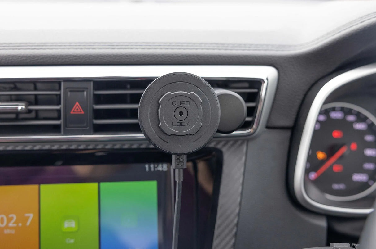 Quad Lock Vent Car Mount with Wireless Charging QLKMVNT - Secure Phone Mount for Optimal Viewing