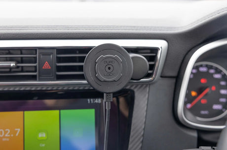 Quad Lock Vent Car Mount with Wireless Charging QLKMVNT - Secure Phone Mount for Optimal Viewing
