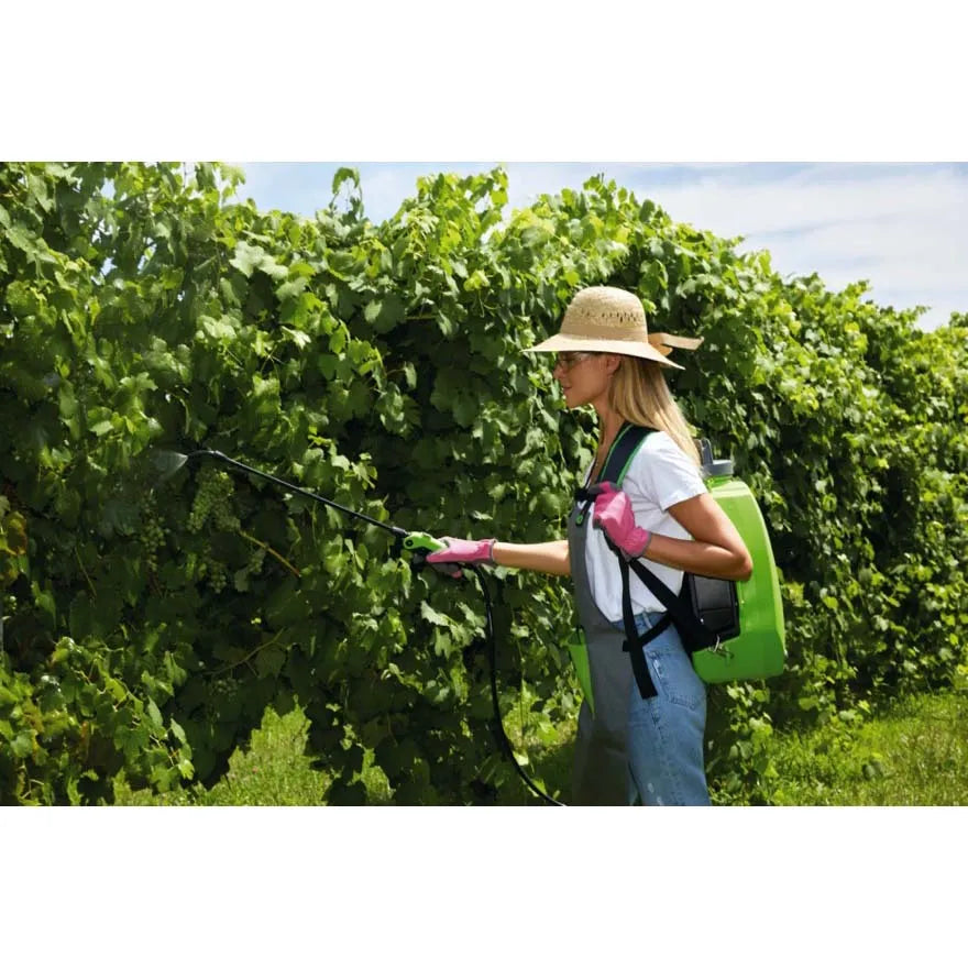 Verdemax Futura 16L Battery Powered Knapsack Sprayer | 12V 2.5Ah Battery | Fibreglass Lance