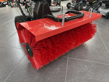 Victor VSW800 800mm Petrol Sweeper