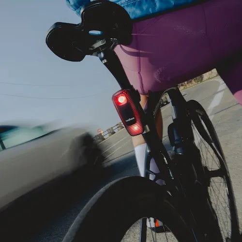 Wahoo Trackr Radar - Bike Radar Tail Light with Real-Time Vehicle Detection