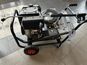 Yanmar 10HP 3000PSI Diesel Pressure Washer with 30m Reel