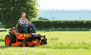 Kubota ZD1211 Zero Turn Lawnmower
