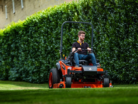 Kubota ZD1211R Zero Turn Lawnmower
